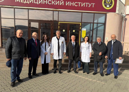 9 декабря 2025 года состоялась ежегодная встреча Представителя Правительства Республики Дагестан в Карачаево-Черкесской Республике Магомеда Юсуповича Магомедова со студентами Республики Дагестан, проходящими обучение в медицинском институте СКГА.