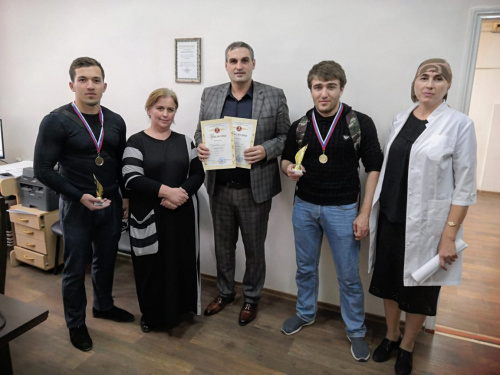 Студенты Мединститута завоевали два золота на Первенстве Академии по силовому троеборью!