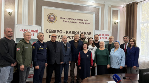 В СКГА наградили героев акции «Все для Победы!»