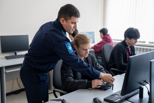 О военной службе и профессиональном выборе: в СКГА прошли встречи с начальником ВУЦ