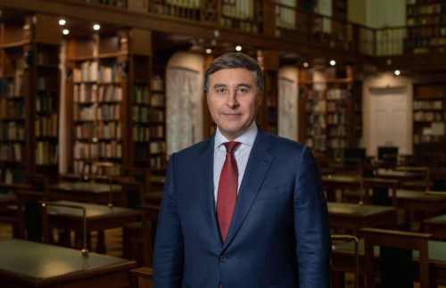 Глава Минобрнауки Валерий Фальков поздравил студентов и преподавателей с началом нового учебного года!