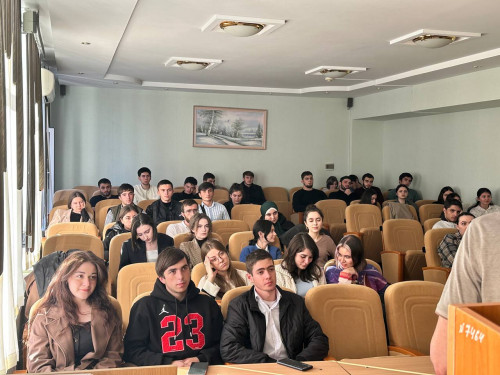 В рамках молодежного клуба «Дофамин» для студентов СКГА прошла серия семинаров