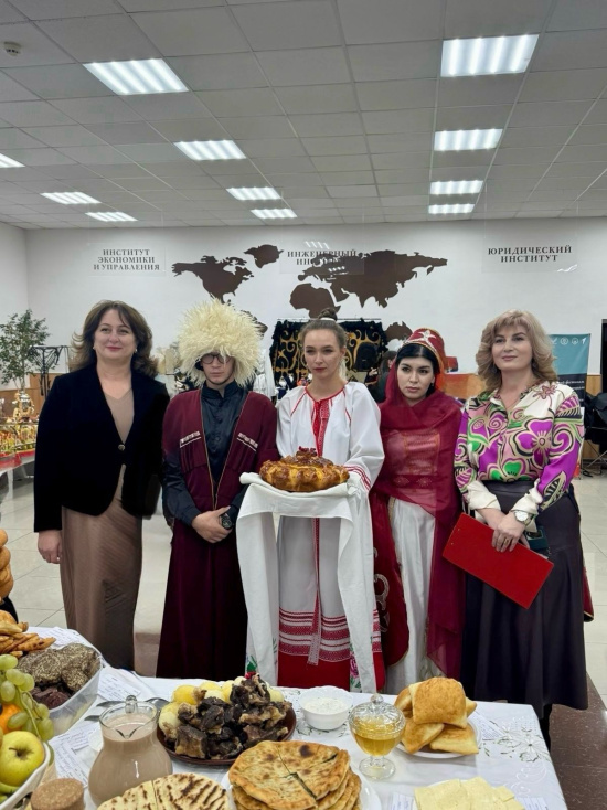 «Ярмарка гастрономической кухни и народных промыслов»