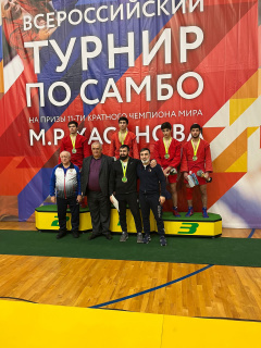 Поздравляем студента первого курса Аграрного института направления подготовки Агрономия Абитова Алима , занявшего 1 место на Всероссийских соревнованиях по самбо. Желаем дальнейших успехов!