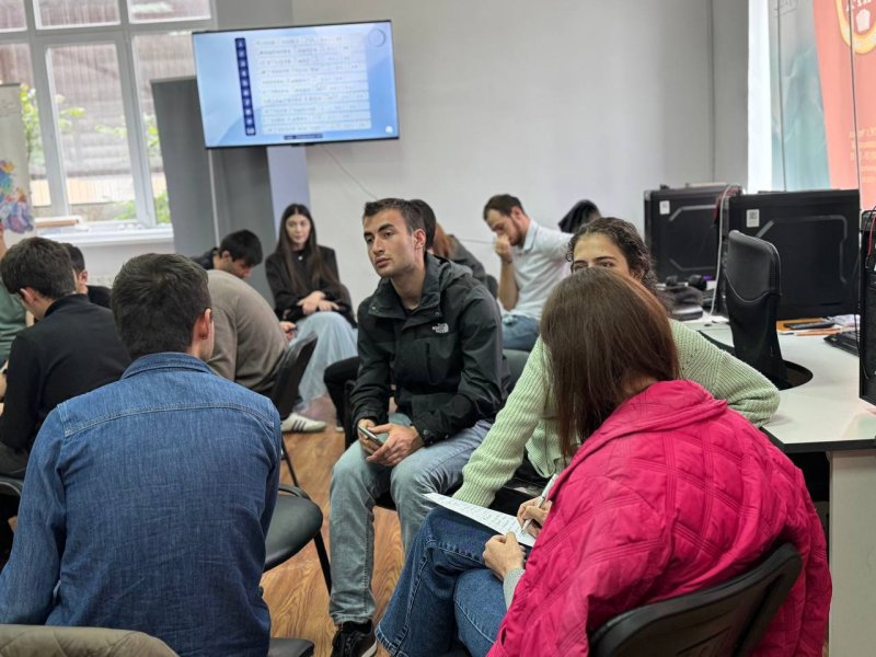 Юмор, знания и командный дух