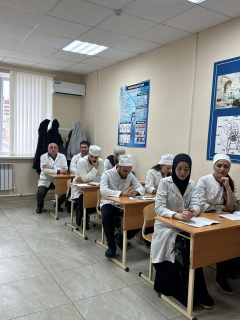 18.02.2026г старший преподаватель кафедры «Ортопедическая и хирургическая стоматология» Клычева Лиана Ладуовна провела открытое практическое занятие по дисциплине «Челюстно-лицевая и гнатическая хирургия» со студентами группы СТ-213/2.