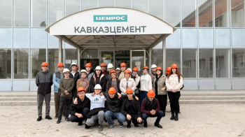 Студенты СКГА в рамках акции «Неделя без турникетов», посетили ОА  «Кавказцемент»