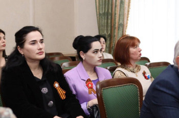 5 мая 2025г. в Министерстве образования состоялось совещание по вопросам трудоустройства выпускников СПО  под  руководством Председателя Правительства КЧР Полякова Е.С.