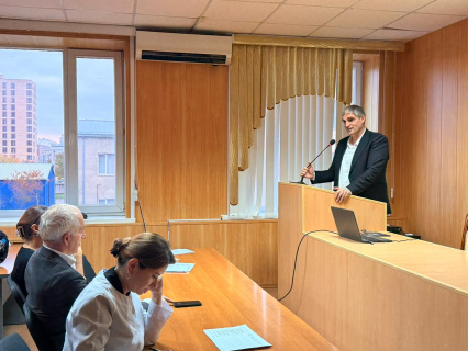 28 октября 2025 года в медицинском институте СКГА состоялась конференция для студентов первого курса под названием «Мои первые шаги в науке». 