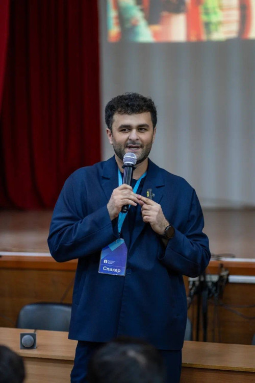 В рамках Года единства народов России в Черкесске обсудили силу культурного многообразия страны