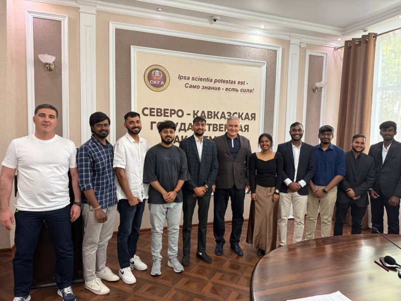 Встреча с выпускниками из Индии — теплый финал большого пути