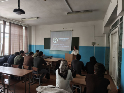 В Инженерном институте прошёл студенческий семинар «Энергетика будущего» 