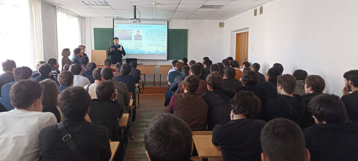 Студенты СКГА узнали о военной подготовке и карьерных перспективах в ВУЦ