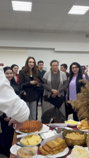 Накануне Дня народного единства в стенах Инженерного института прошёл увлекательный мастер-класс по приготовлению традиционных блюд народов Карачаево-Черкесской Республики.