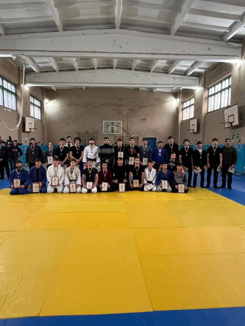 В СКГА прошло лично-командное первенство по дзюдо