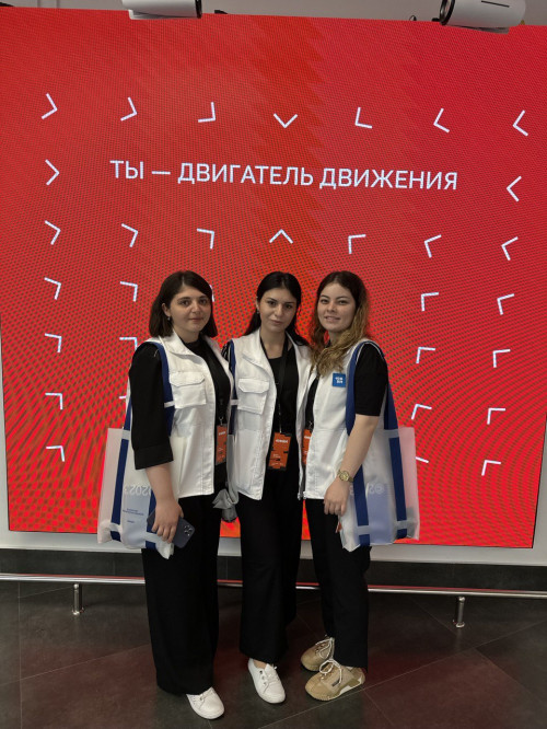 Студенты Медицинского института СКГА на VII Всероссийском форуме волонтеров-медиков