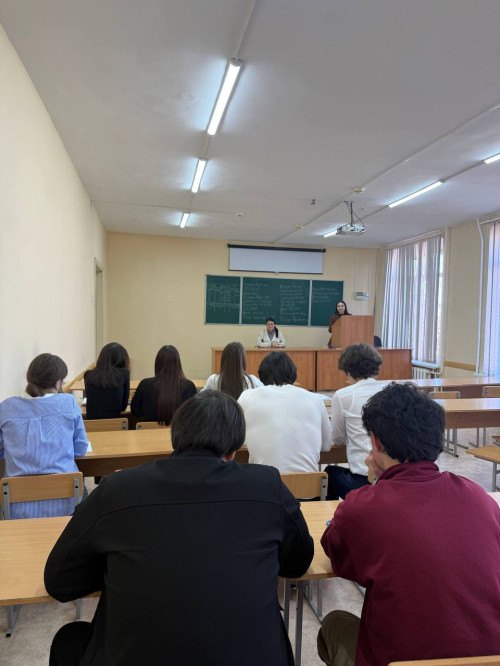 Прошло практико-ориентированное занятие в Институте экономики и управления