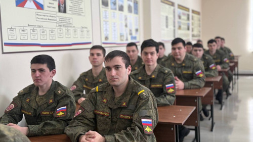 В Военном учебном центре СКГА прошли встречи с курсантами