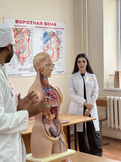 Ассистент кафедры «Морфология человека» Темирджанова А.И. 16.03.2026г. провела открытое занятие на тему «Артерии таза» у иностранных обучающихся первого курса по дисциплине «Анатомия».