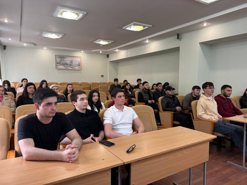 Открытый диалог о традициях, идентичности и современности состоялся в СКГА