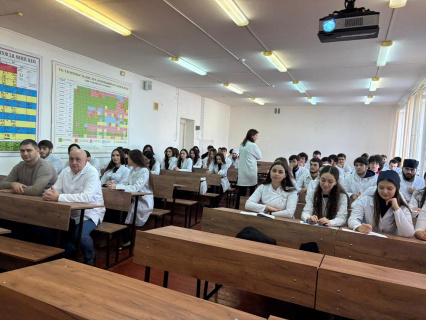 17 ноября 2025 года Лайпанова Люаза Бибертовна, доцент кафедры «Ортопедическая и хирургическая стоматология» провела открытое лекционное занятие.