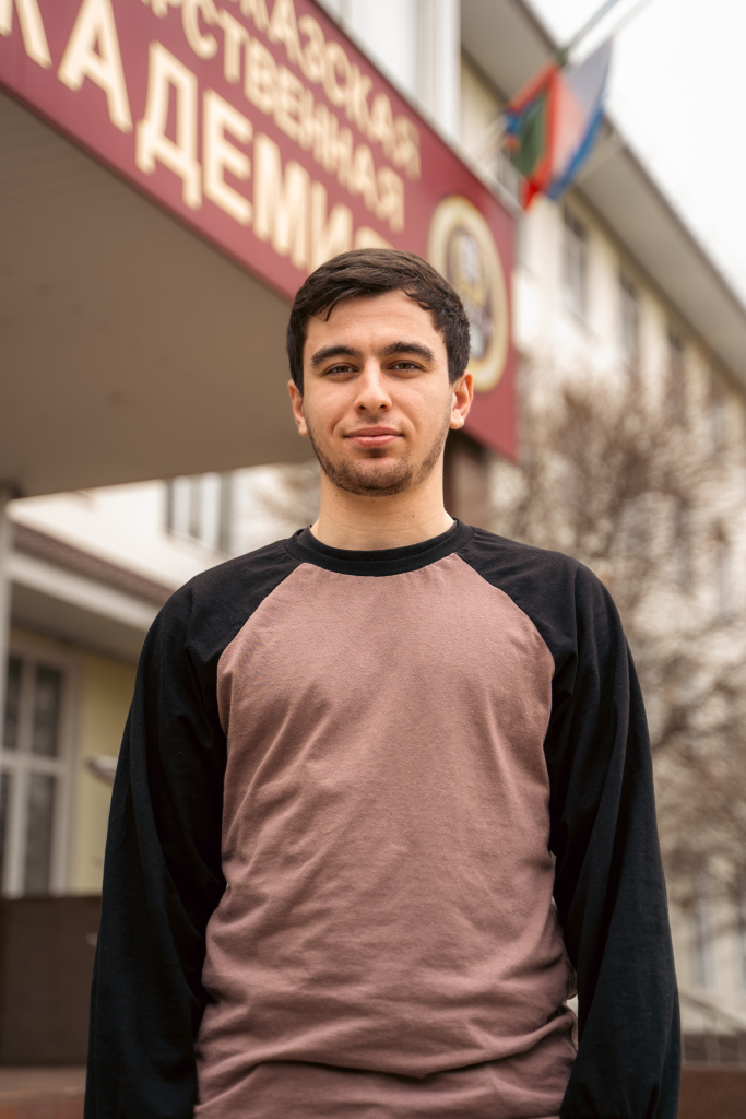Мекеров Алан.jpg