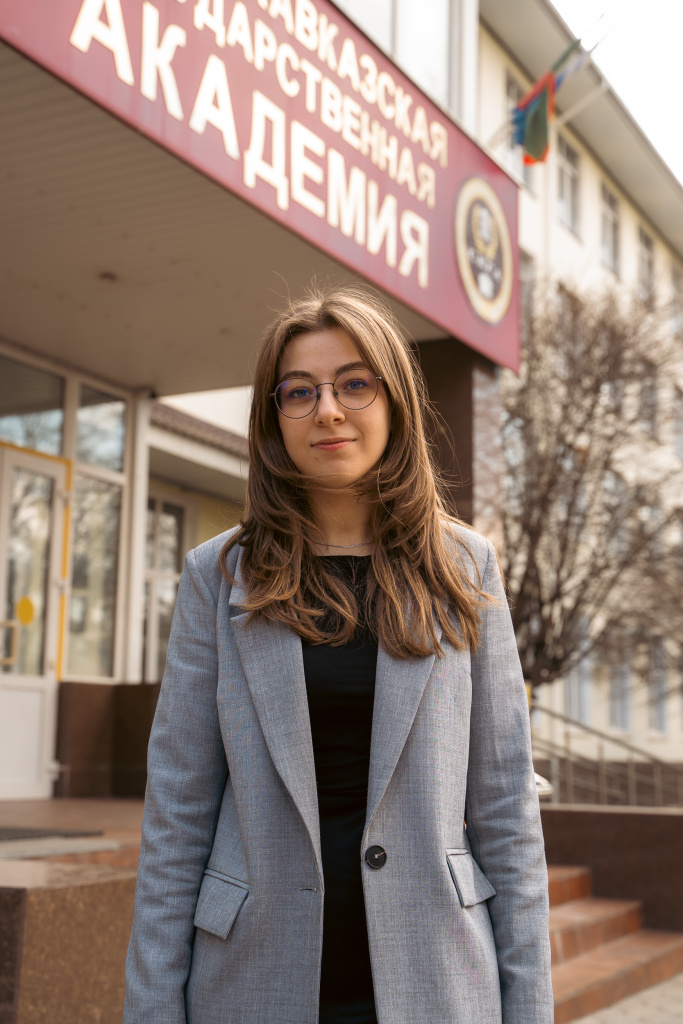 СЕМЕНОВА МИЛАНА.jpg