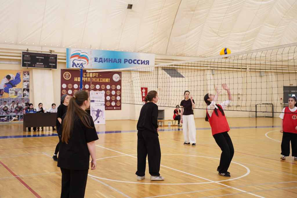 photo_5255858468210548605_w.jpg