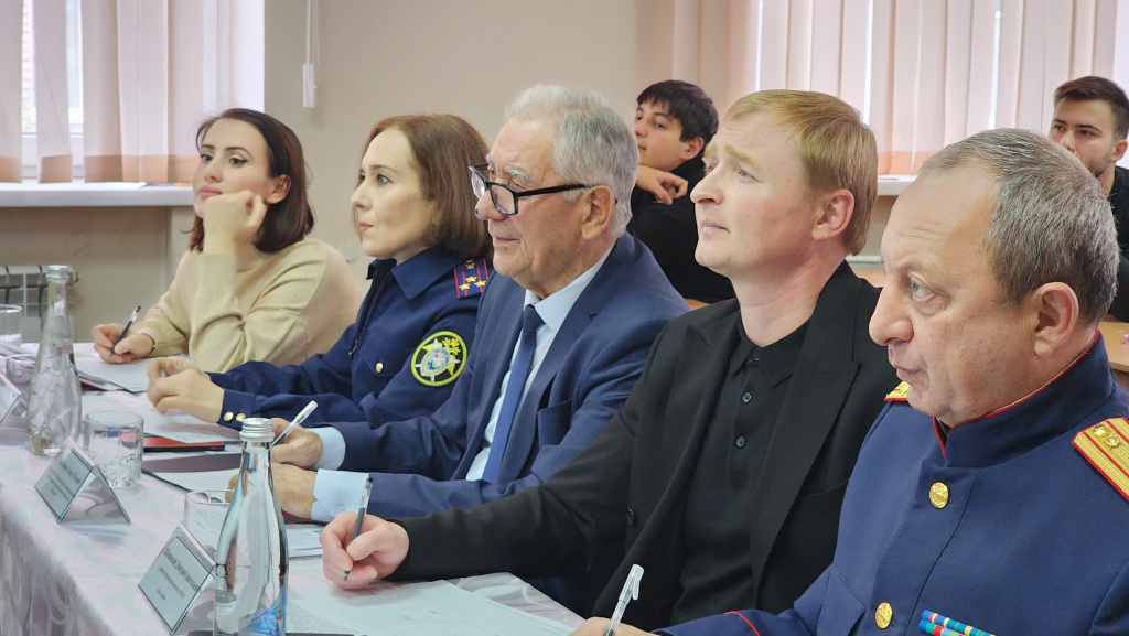 Image6_Znatoki_istorii_obrazovaniya_mayorskikh_kantselyariy.jpg Image6_Znatoki_istorii_obrazovaniya_mayorskikh_kantselyariy.jpg