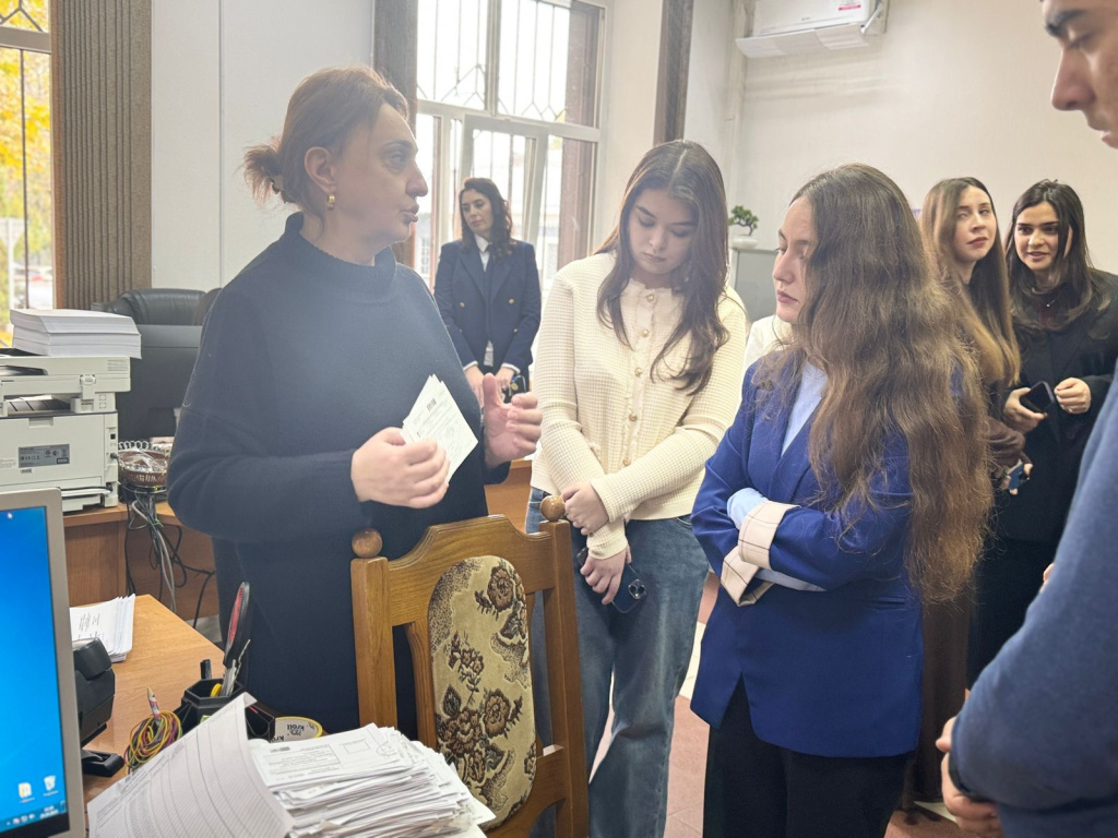 Image2_Den_otkrytykh_dverey_v_Arbitrazhnom_sude_KCHR.jpeg Image2_Den_otkrytykh_dverey_v_Arbitrazhnom_sude_KCHR.jpeg
