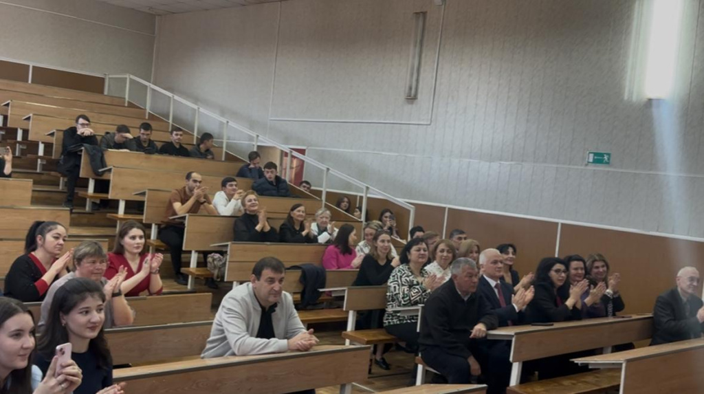 WhatsApp Image 2025-11-20 at 08.25.03.jpeg