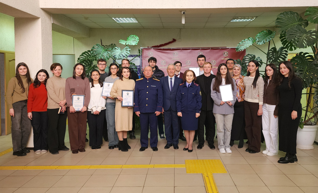 Image9_Znatoki_istorii_obrazovaniya_mayorskikh_kantselyariy.jpg Image9_Znatoki_istorii_obrazovaniya_mayorskikh_kantselyariy.jpg