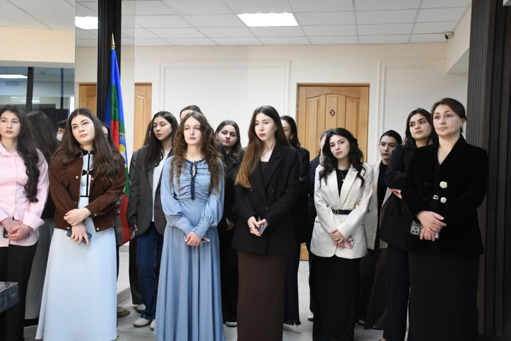 Image3_Den_otkrytykh_dverey_v_Verkhovnom_Sude_KCHR_2025.jpeg.jpeg