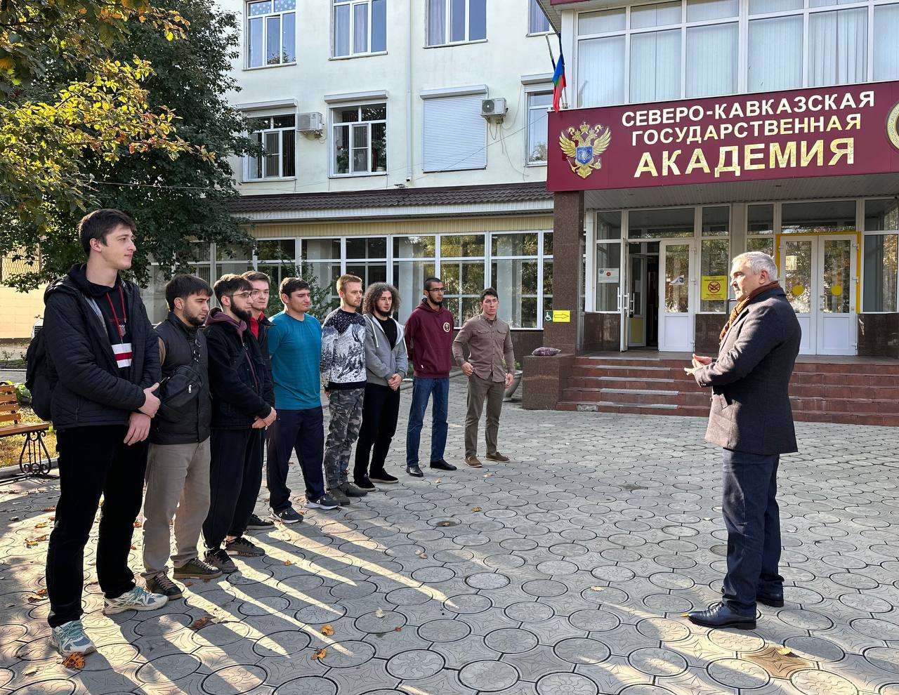 Волонтеры-медики СКГА отправились в военный госпиталь