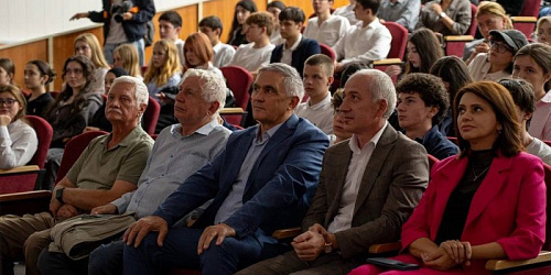 В СКГА состоялась первая публичная лекция: о тайнах Вселенной рассказал директор САО РАН